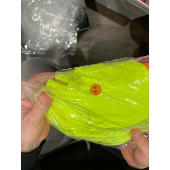 Lululemon Speed Up Low Rise Lined Running Shorts 4 Inch Neon Orange Yellow 8 - Picture 7 of 7